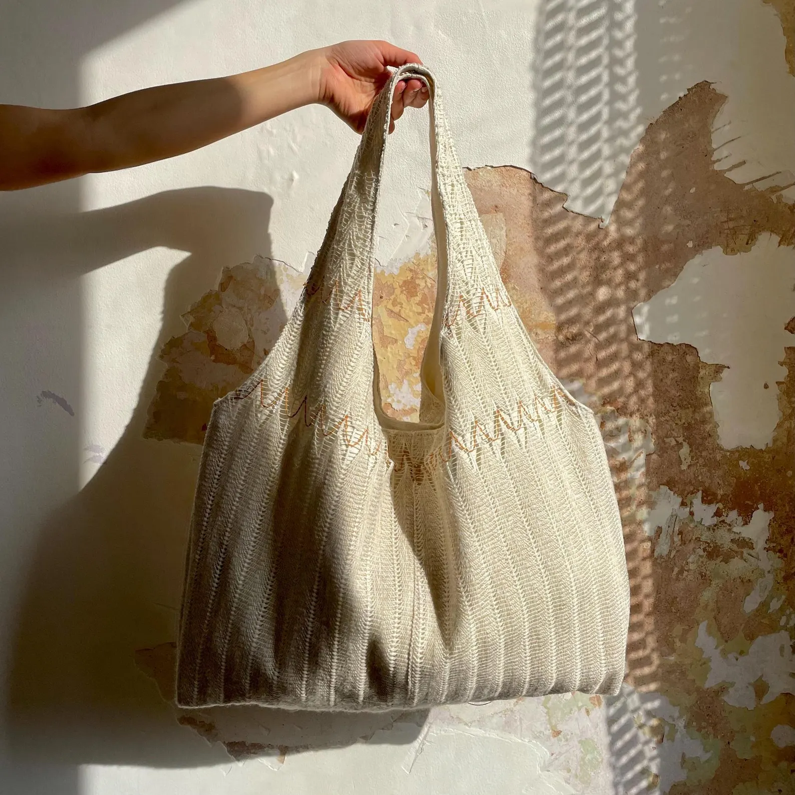 Marthe tote bag - vintage crochet fabric