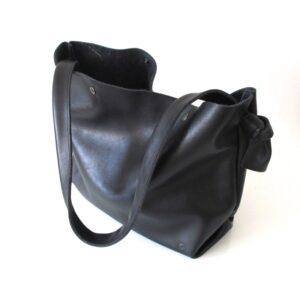 Leather bag for women, grained black leather